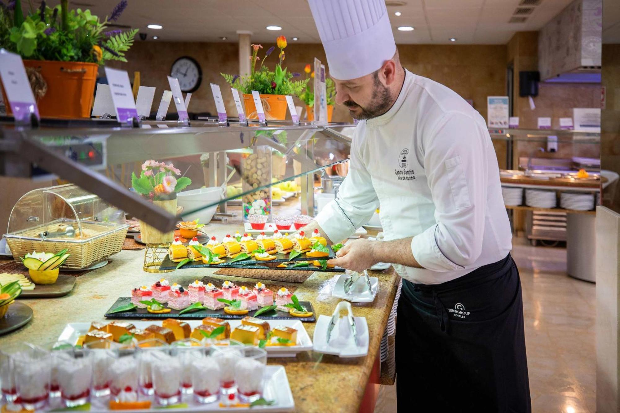 Hotel Servigroup Nereo เบนิดอร์ม ภายนอก รูปภาพ